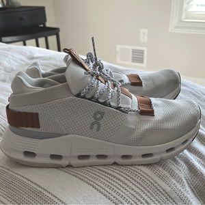 OC OnCloud Cloudnova Men’s 8.5 White & Pearl